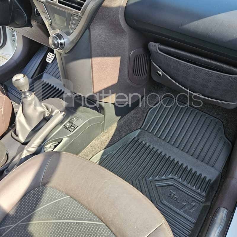 Set tappeti su misura in TPE compatibile per Toyota Verso (06/09>02/18) Si Auto